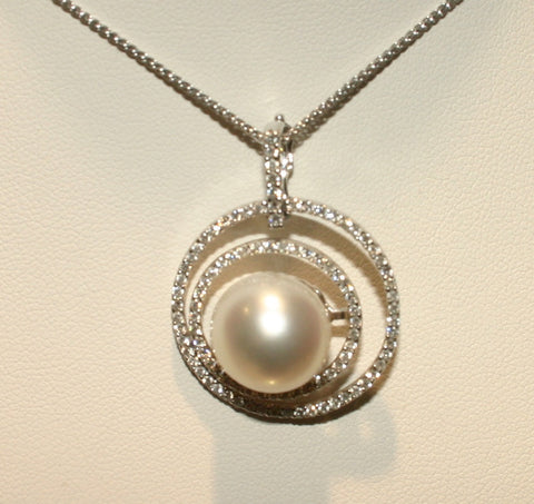 white south sea circle necklace